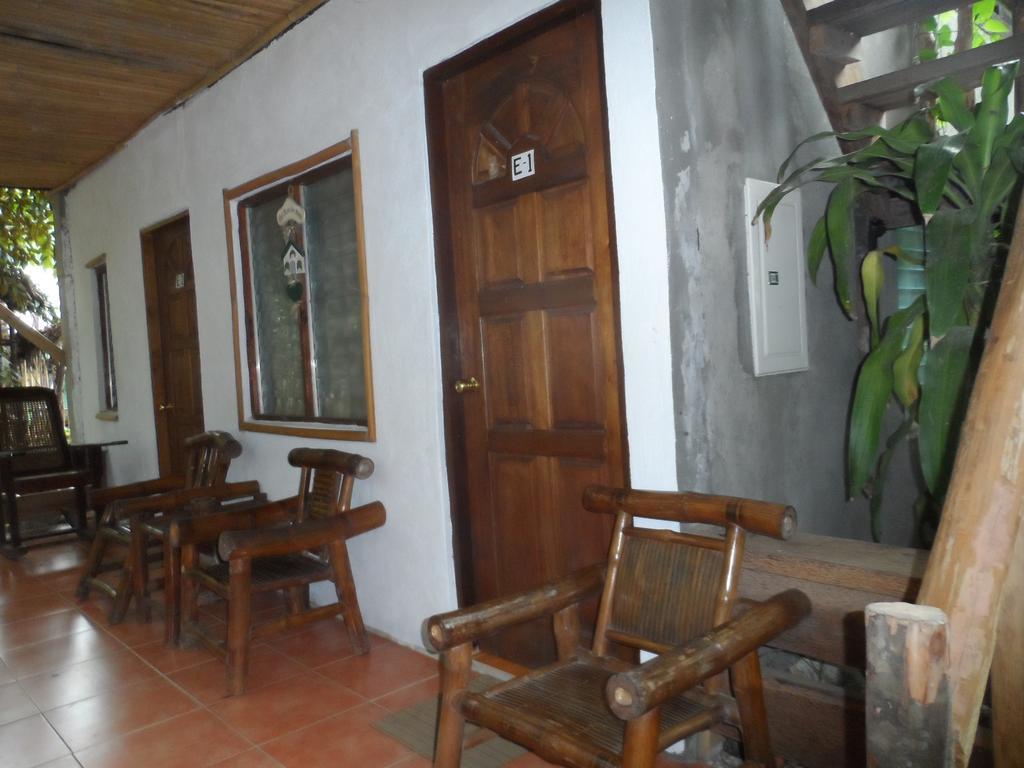Victoria Guest House And Cottages Puerto Princesa Eksteriør bilde