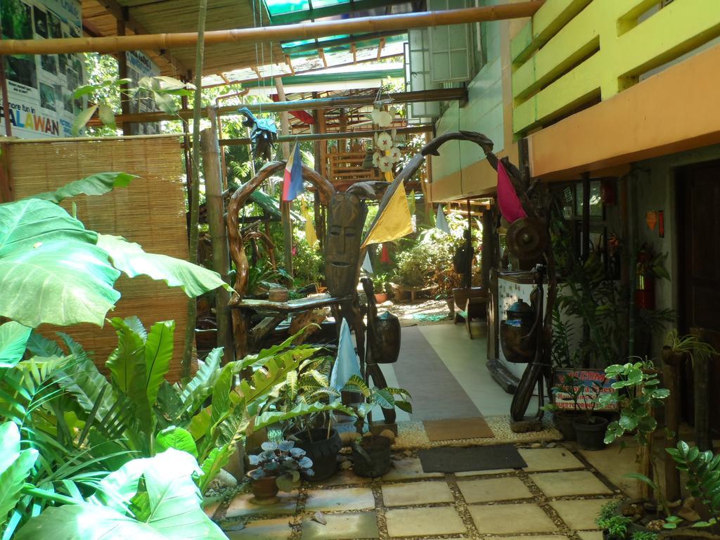 Victoria Guest House And Cottages Puerto Princesa Eksteriør bilde